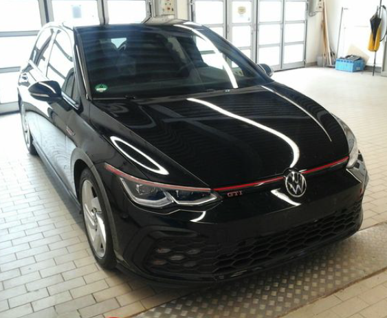 VW Golf VIII  GTI DSG