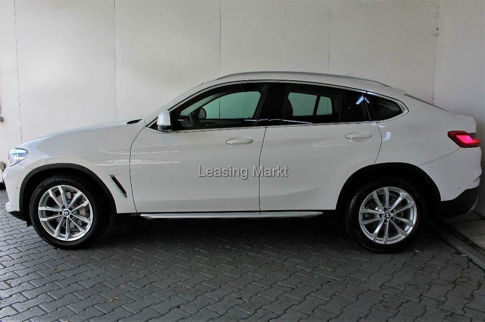 BMW X4 xDrive30i AT xLine Innovationsp. Navi Prof. image