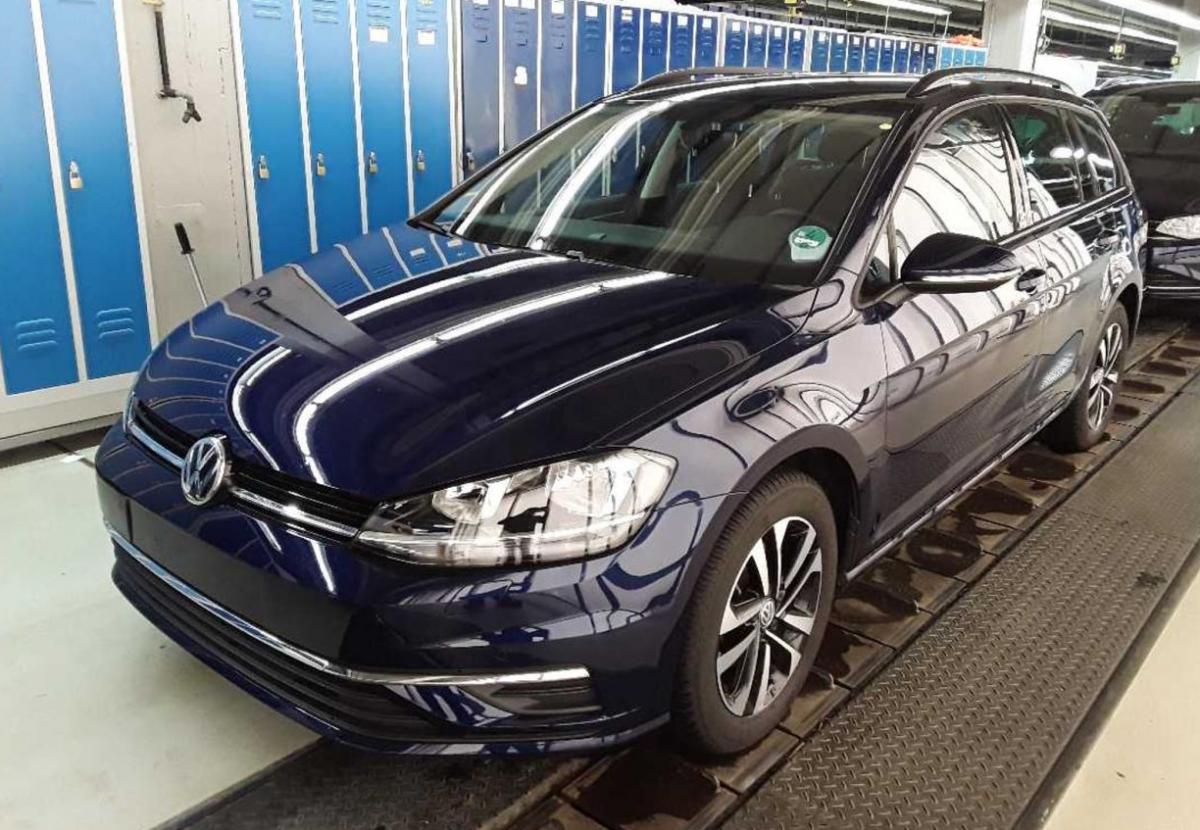 VW Golf VIII  1.0 TSI UNITED