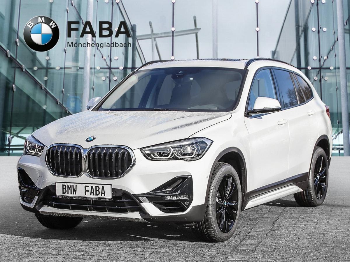 BMW X1 xDrive20i Sport Line HiFi DAB LED Pano.Dach image