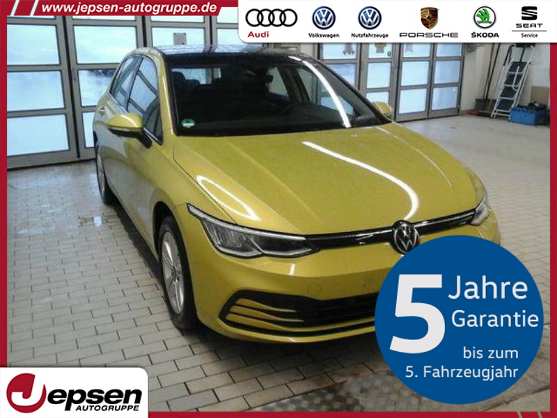 VW Golf VIII  1.5 TSI ACT R-Line