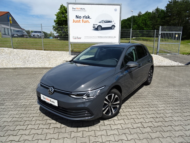 VW Golf VIII  Variant 2.0 TDI SCR Life DSG