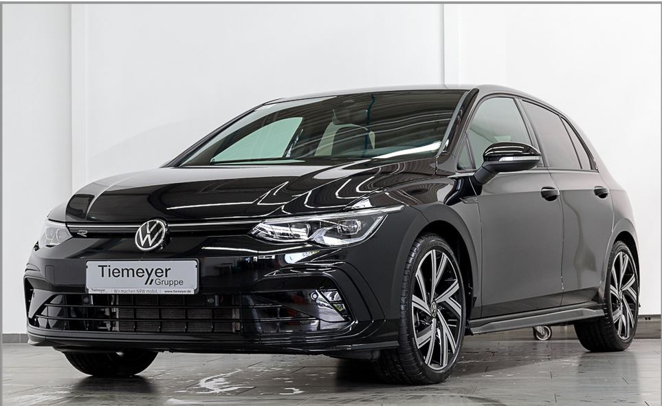 VW Golf VIII  1.5 TSI ACT R-Line