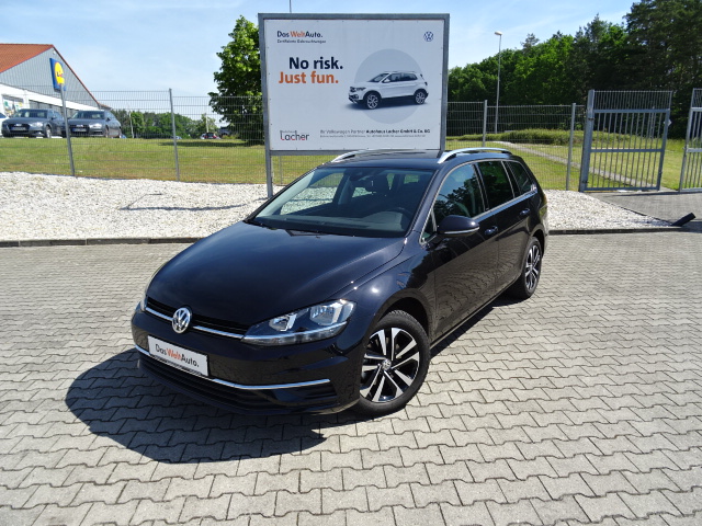 VW Golf VIII  Variant 2.0 TDI SCR Life DSG