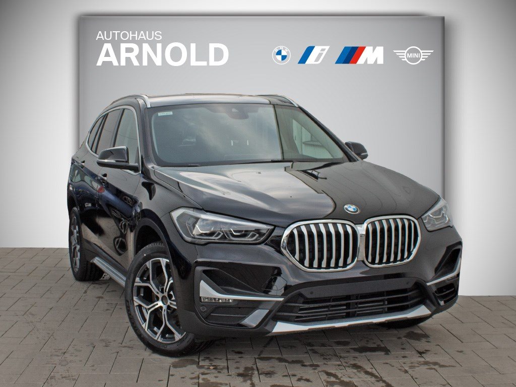 BMW X1 F48  sDrive20i Sport Line Steptronic (DKG)