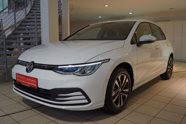 VW Golf VIII  1.0 TSI UNITED