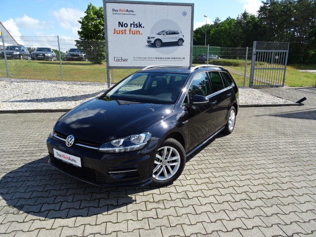 VW Golf VIII  Variant 2.0 TDI SCR R-Line DSG