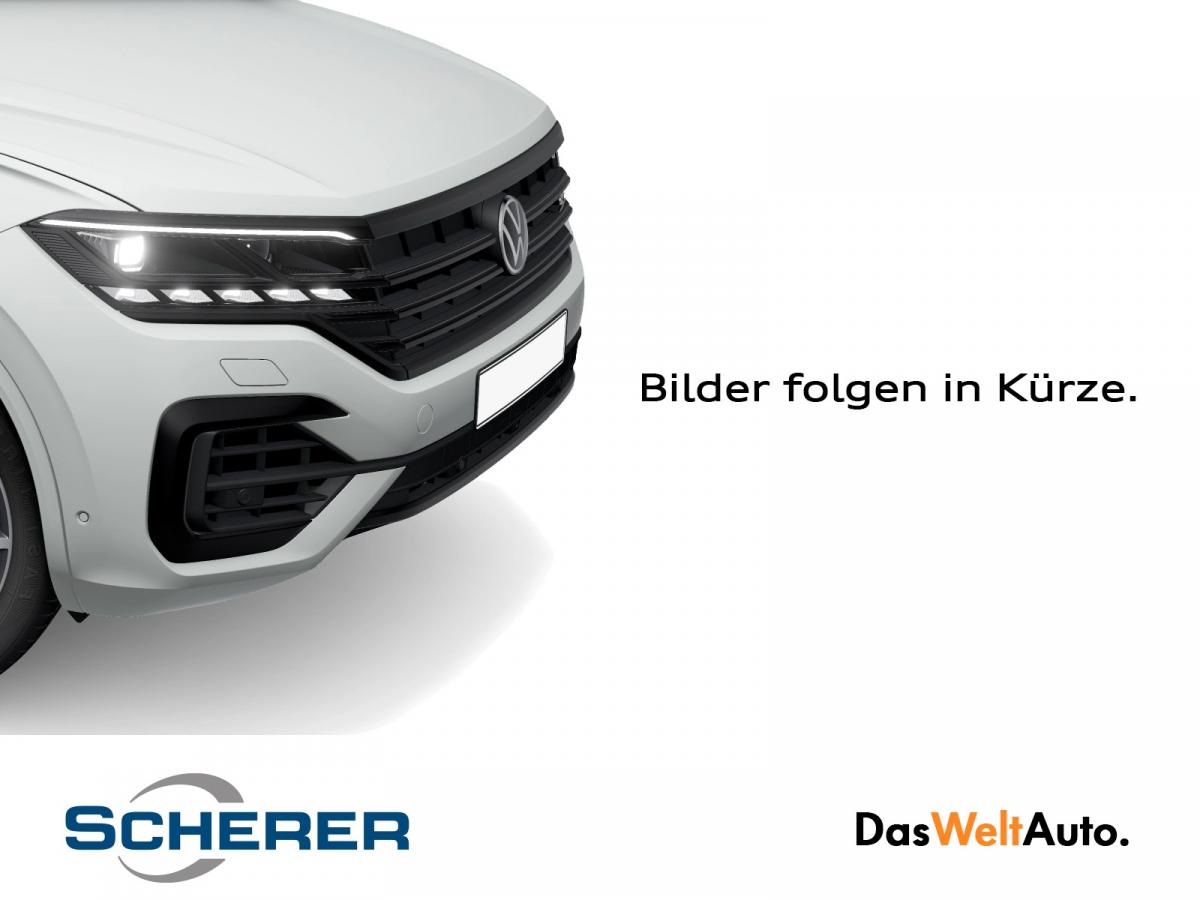 VW Passat B8  Variant 2.0 TDI SCR Elegance DSG