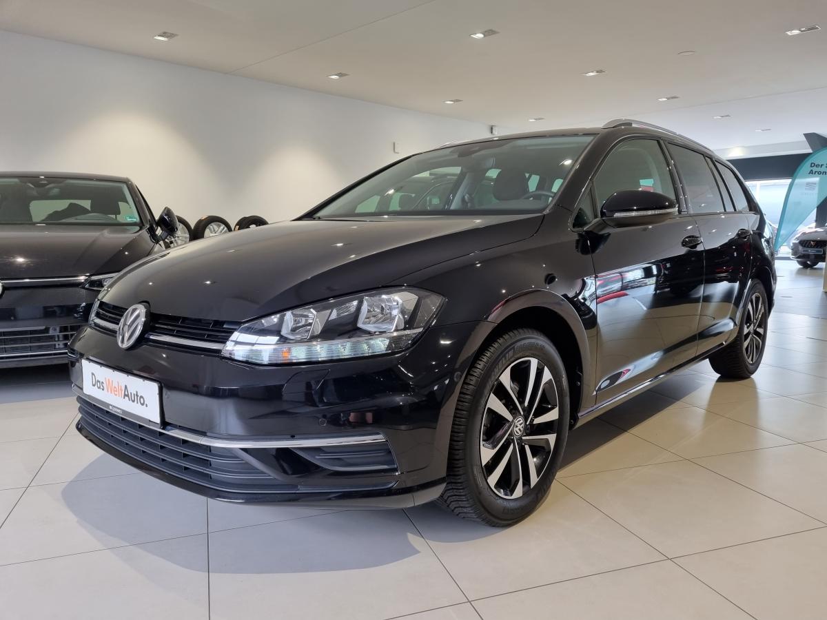 VW Golf VIII  Variant 2.0 TDI SCR Life