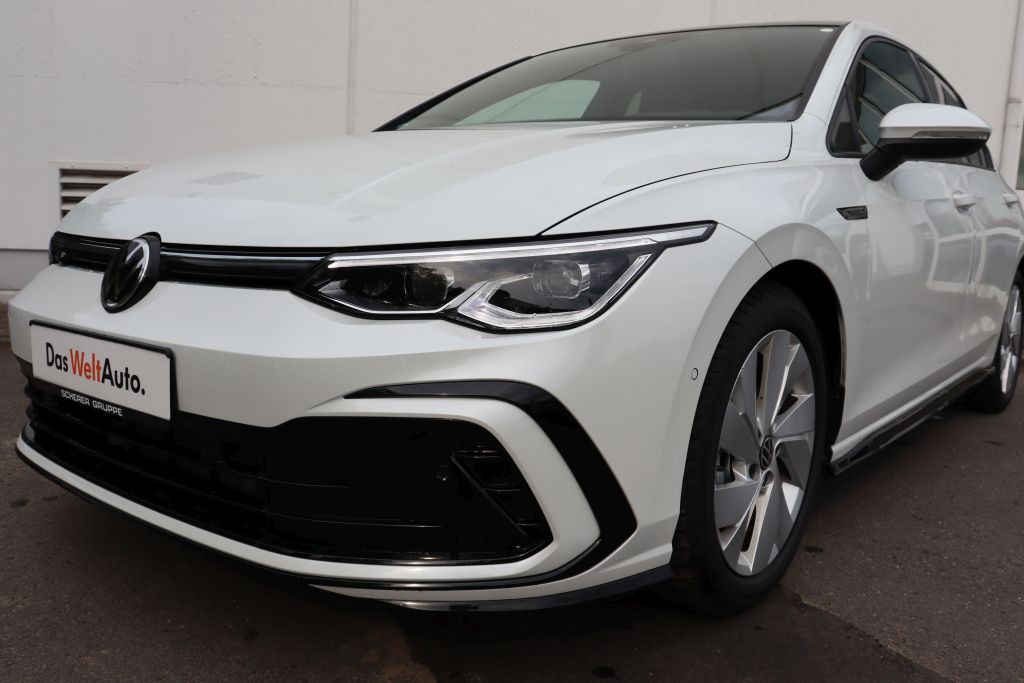 VW Golf VIII  Variant 2.0 TDI SCR Life DSG