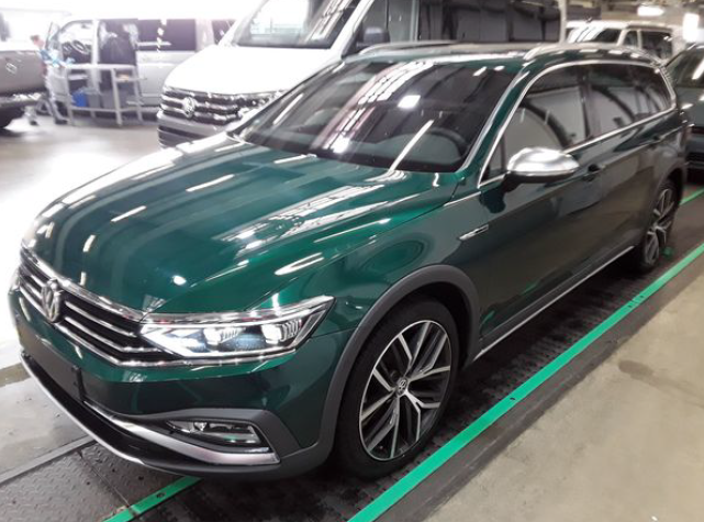 Volkswagen Passat Variant DSG 2,0 TDI BMT 4M - Alltrack - AHK IQ.LIGHT DCC Leder Standhzg image