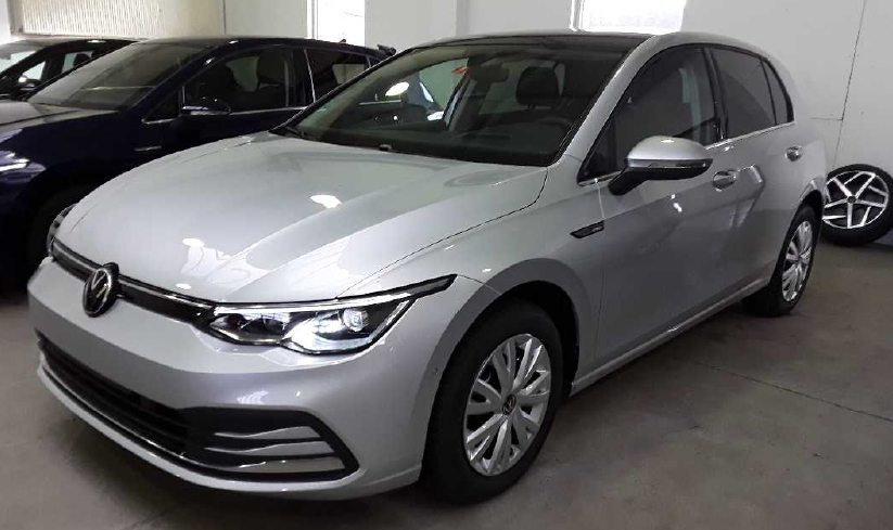 VW Golf VIII  1.5 TSI ACT Style
