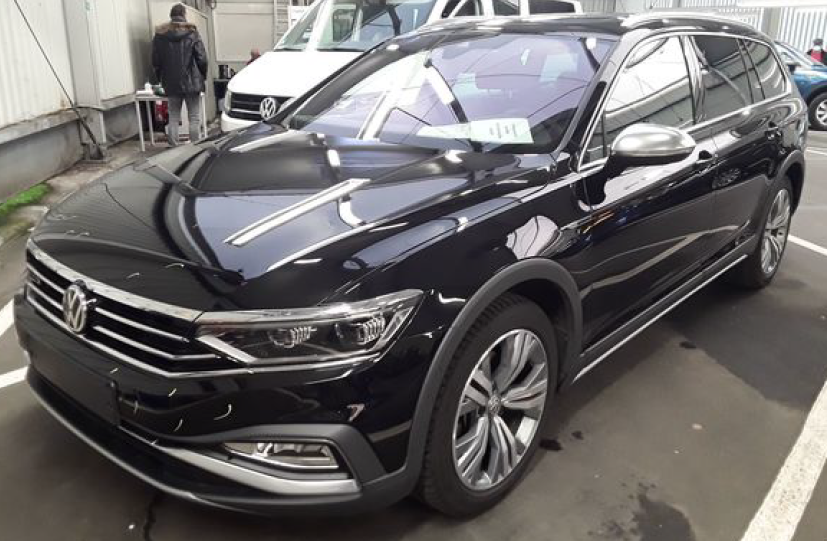 VW Passat B8  Variant 2.0 TDI SCR Elegance DSG